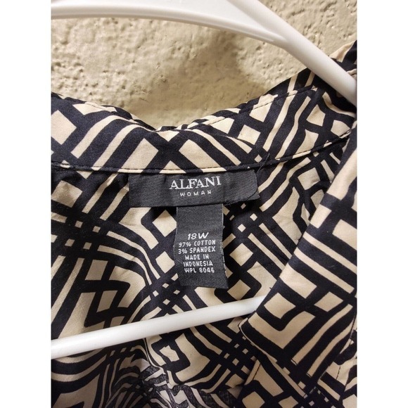 NWT Alfani womens tan/black womens 3/4 sleeve button up blouse size 18 - Picture 2 of 5